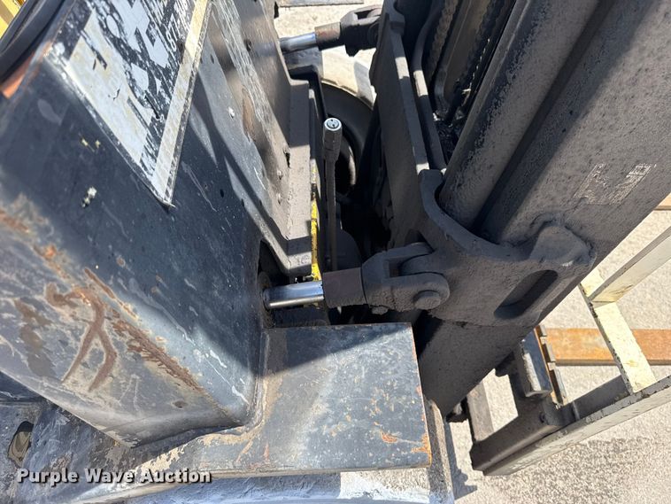 image for item ET6045 Yale GLP050TGEVAE086 forklift