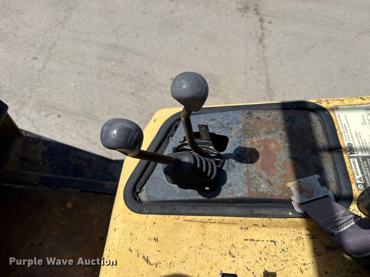 image for item ET6045 Yale GLP050TGEVAE086 forklift