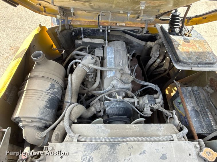image for item ET6045 Yale GLP050TGEVAE086 forklift