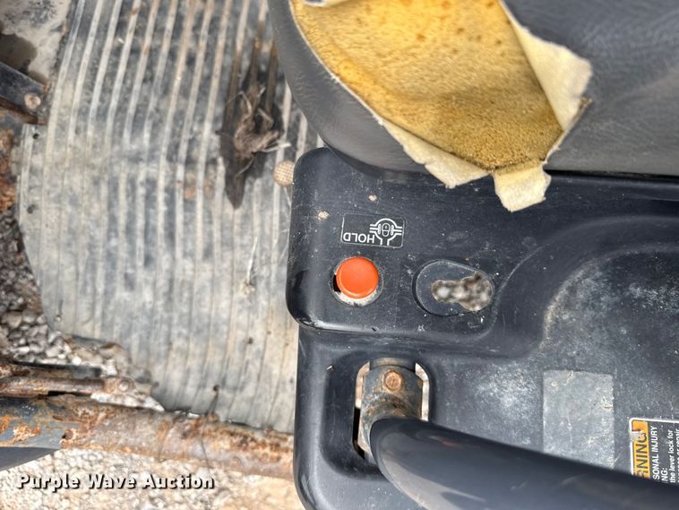 image for item ET6059 2016 Kubota RTV X1140 utility vehicle
