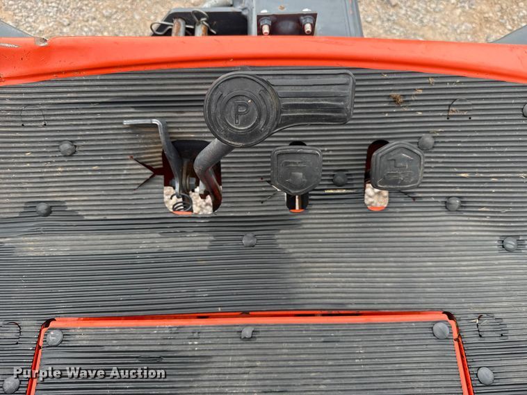 image for item ET6060 Kubota ZD326RP ZTR lawn mower
