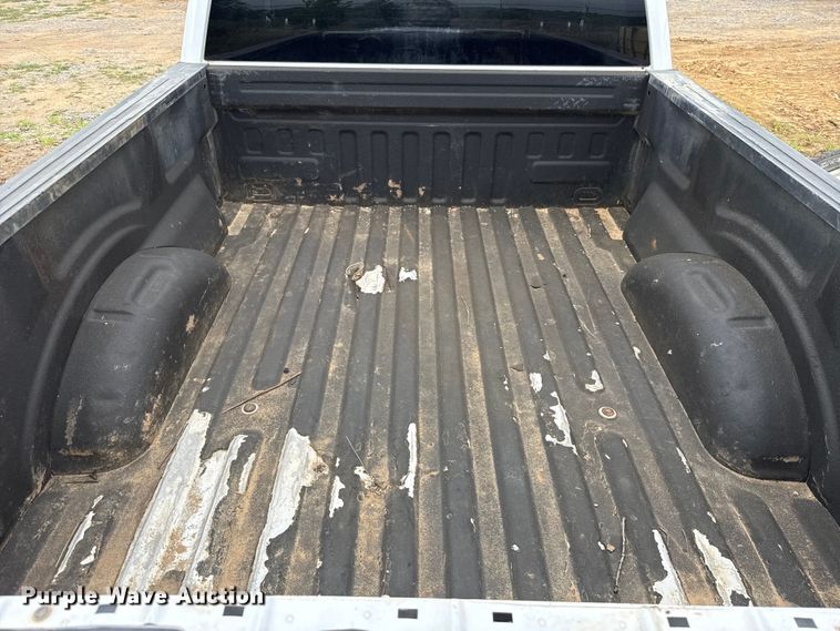 image for item ET6065 2019 Ford F150 Ext. Cab pickup truck