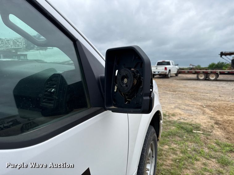 image for item ET6065 2019 Ford F150 Ext. Cab pickup truck