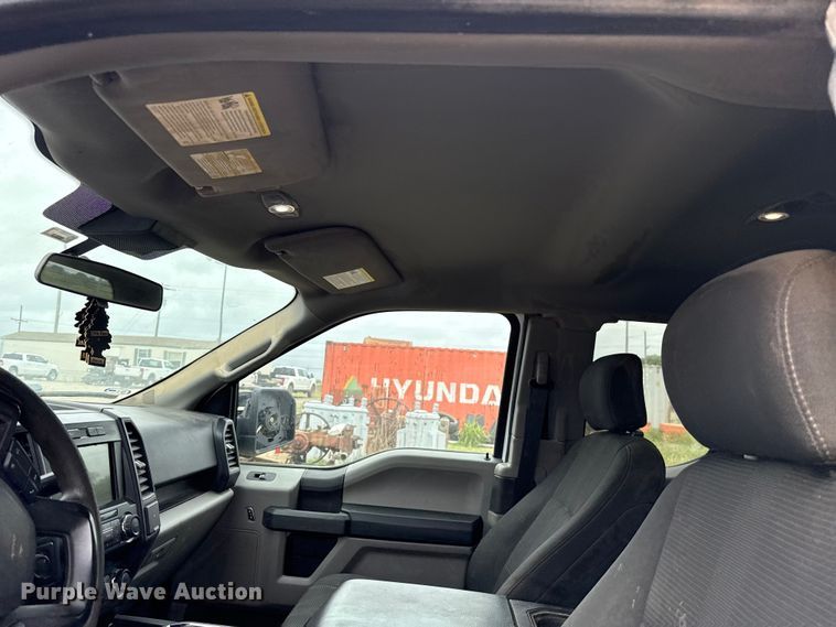 image for item ET6065 2019 Ford F150 Ext. Cab pickup truck