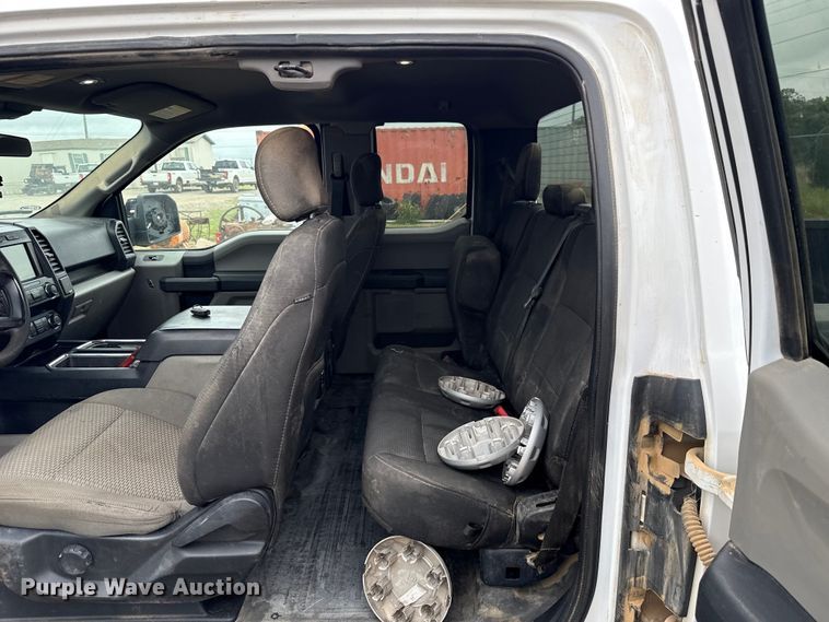 image for item ET6065 2019 Ford F150 Ext. Cab pickup truck