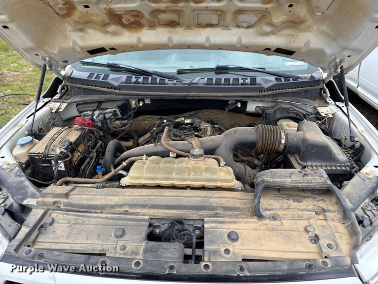 image for item ET6065 2019 Ford F150 Ext. Cab pickup truck