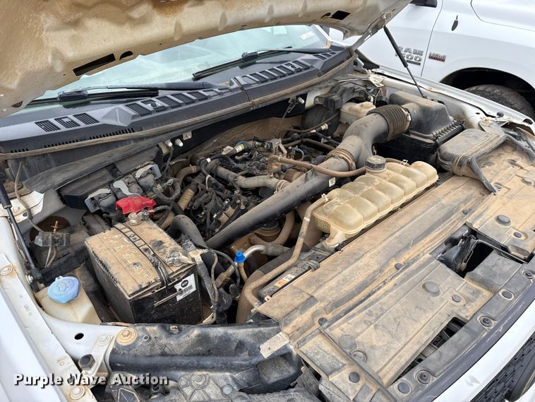 image for item ET6065 2019 Ford F150 Ext. Cab pickup truck