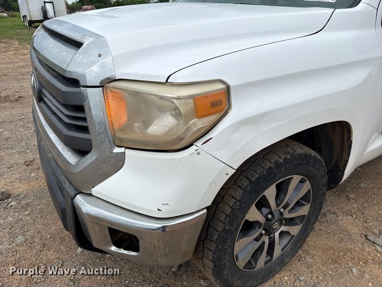 image for item ET6066 2014 Toyota Tundra Crew Cab pickup truck