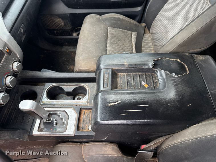 image for item ET6066 2014 Toyota Tundra Crew Cab pickup truck