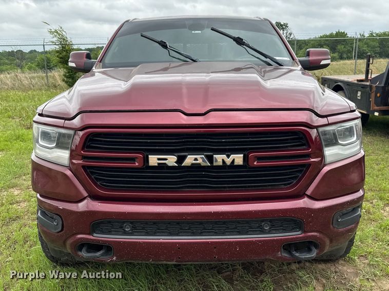 image for item ET6067 2019 RAM 1500 Crew Cab pickup truck