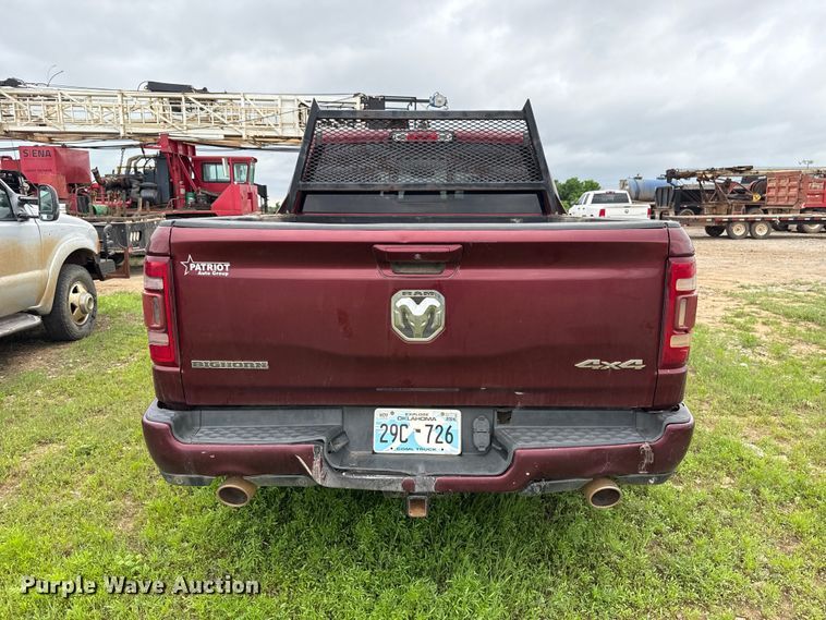 image for item ET6067 2019 RAM 1500 Crew Cab pickup truck
