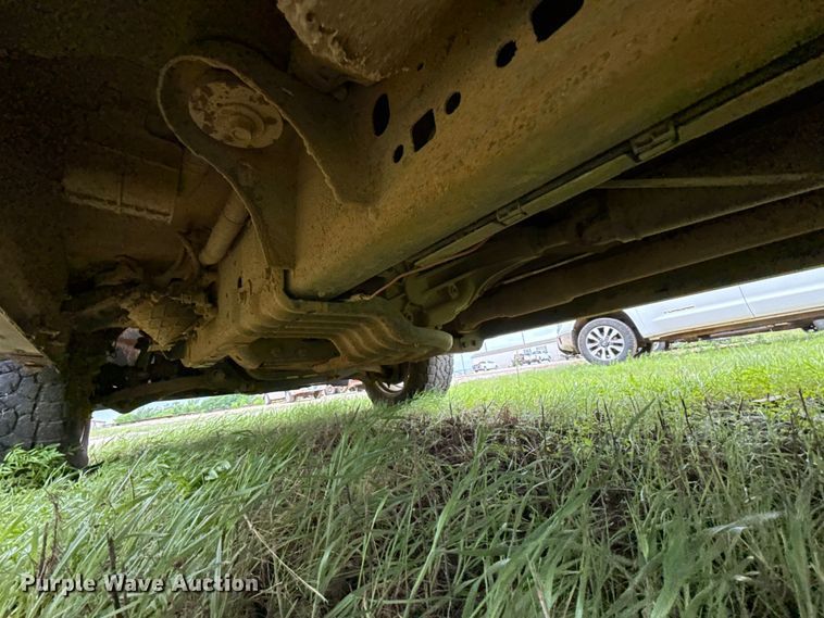 image for item ET6067 2019 RAM 1500 Crew Cab pickup truck