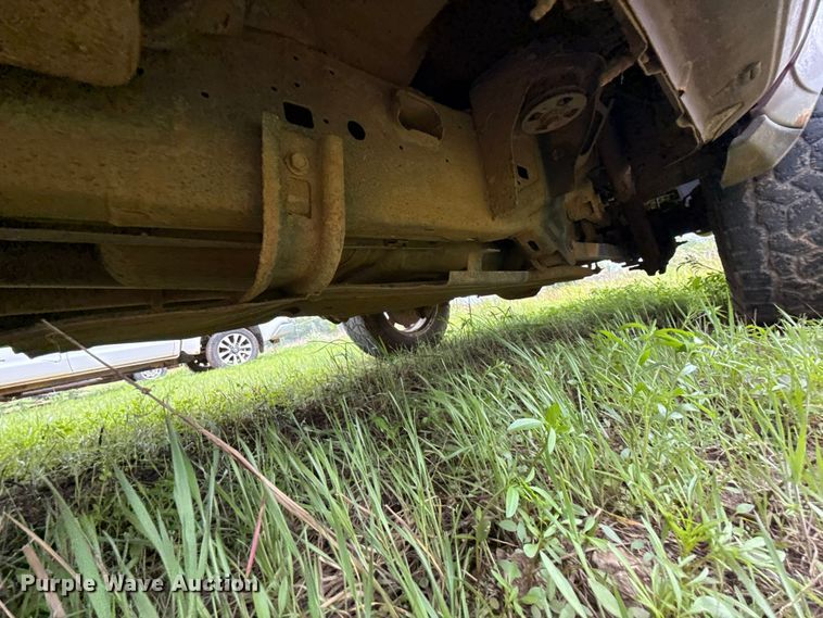 image for item ET6067 2019 RAM 1500 Crew Cab pickup truck