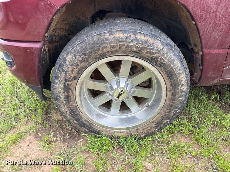 image for item ET6067 2019 RAM 1500 Crew Cab pickup truck