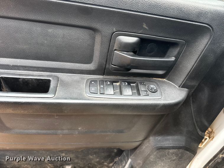 image for item ET6069 2019 RAM 1500 