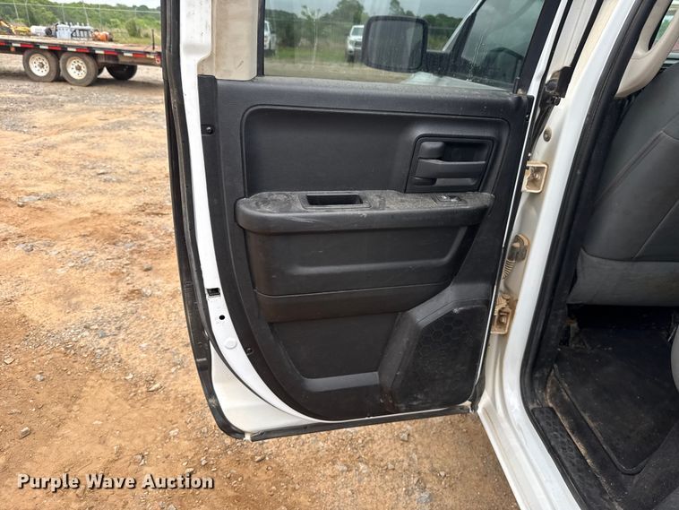 image for item ET6069 2019 RAM 1500 