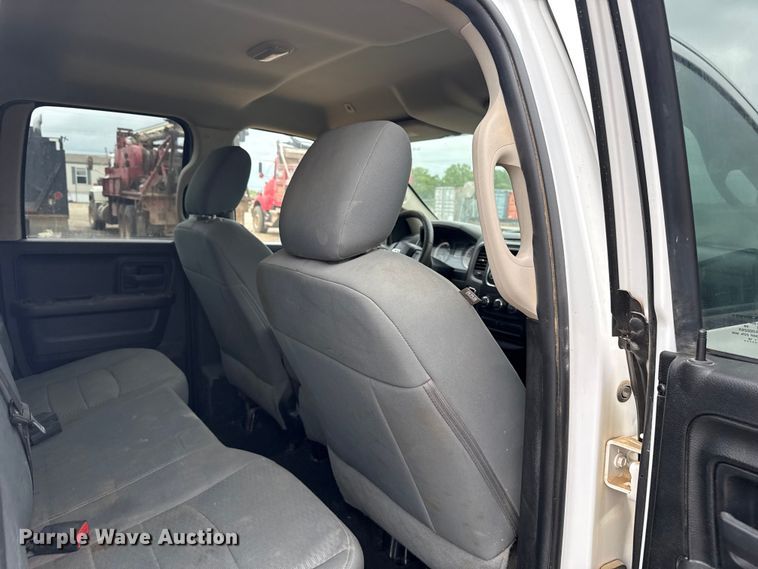 image for item ET6069 2019 RAM 1500 
