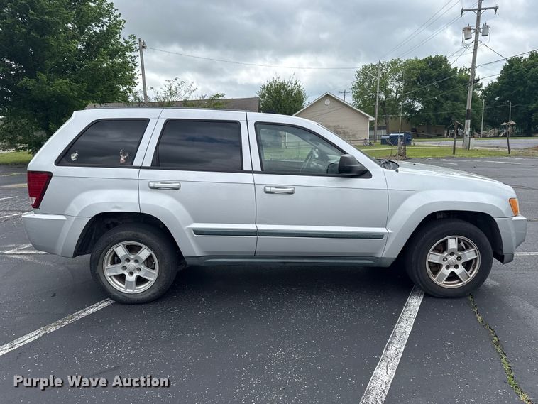 image for item ET6070 2007 Jeep Grand Cherokee SUV