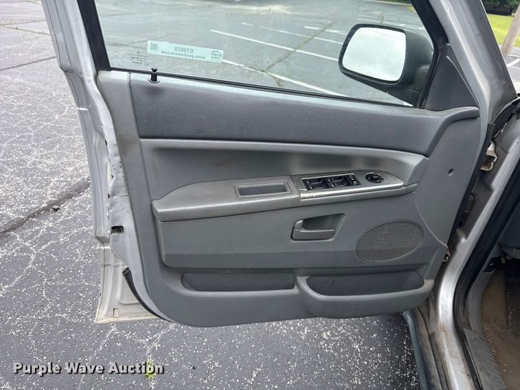 image for item ET6070 2007 Jeep Grand Cherokee SUV