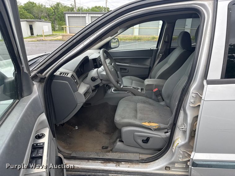 image for item ET6070 2007 Jeep Grand Cherokee SUV