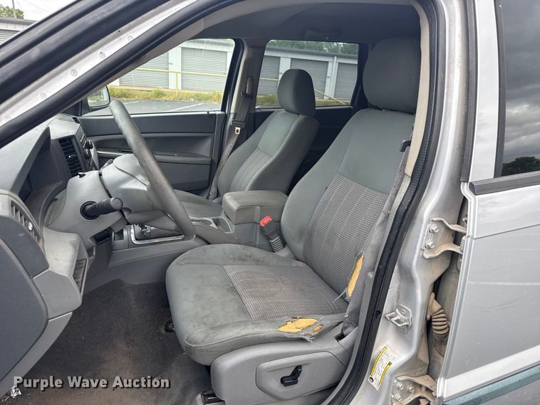 image for item ET6070 2007 Jeep Grand Cherokee SUV