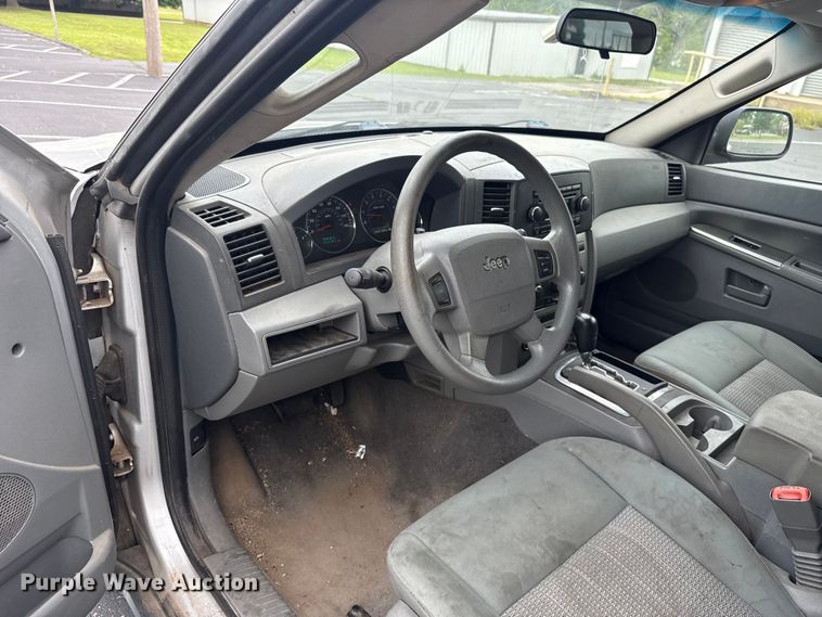 image for item ET6070 2007 Jeep Grand Cherokee SUV