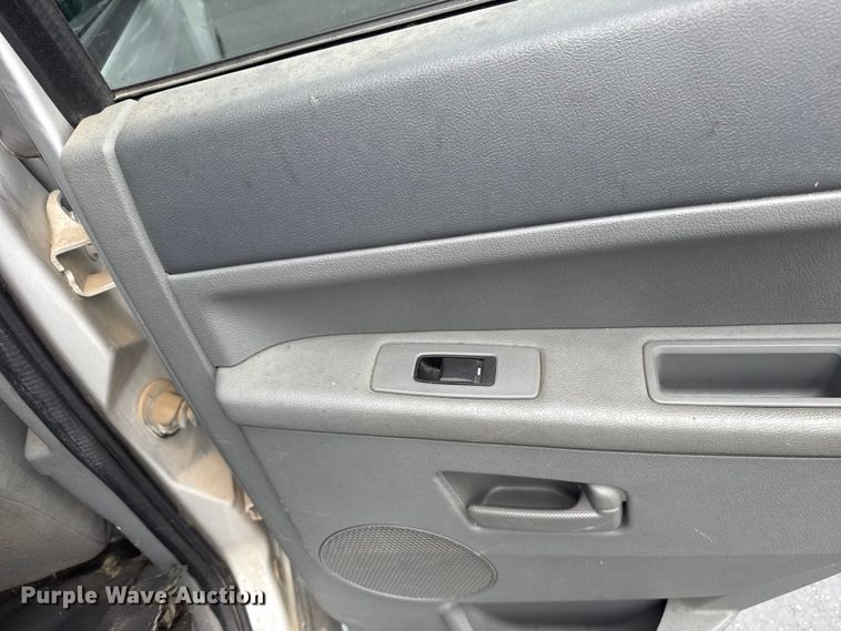 image for item ET6070 2007 Jeep Grand Cherokee SUV