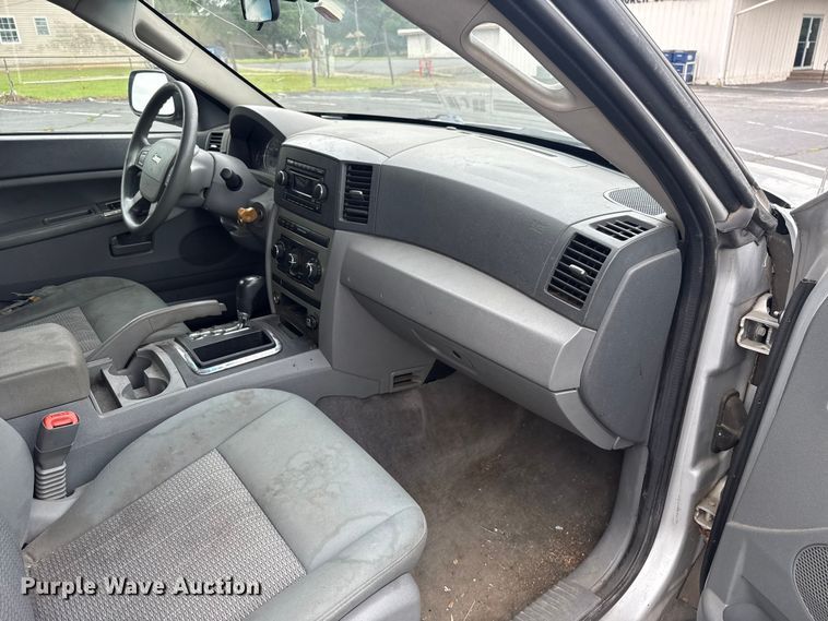 image for item ET6070 2007 Jeep Grand Cherokee SUV