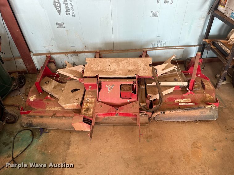 image for item ET6072 Ventrac MJ840 mower deck