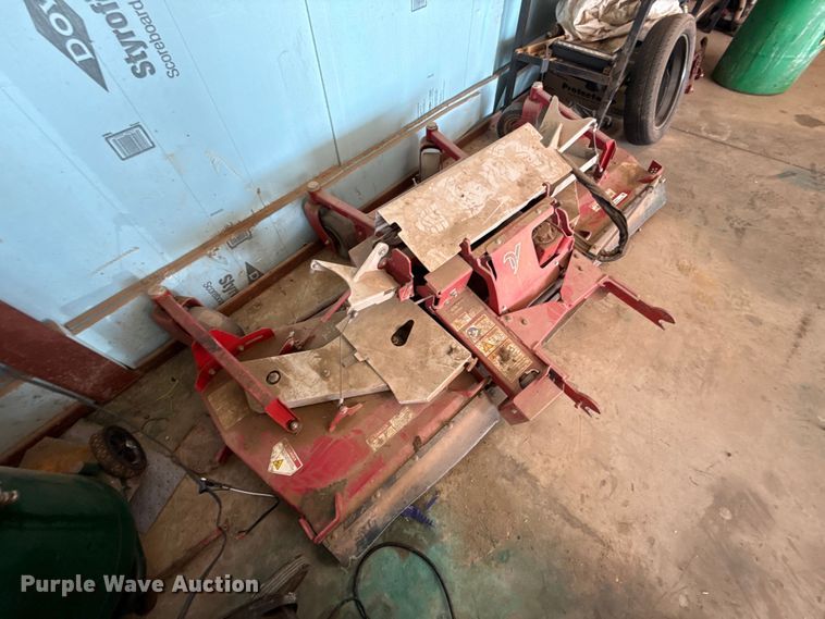 image for item ET6072 Ventrac MJ840 mower deck