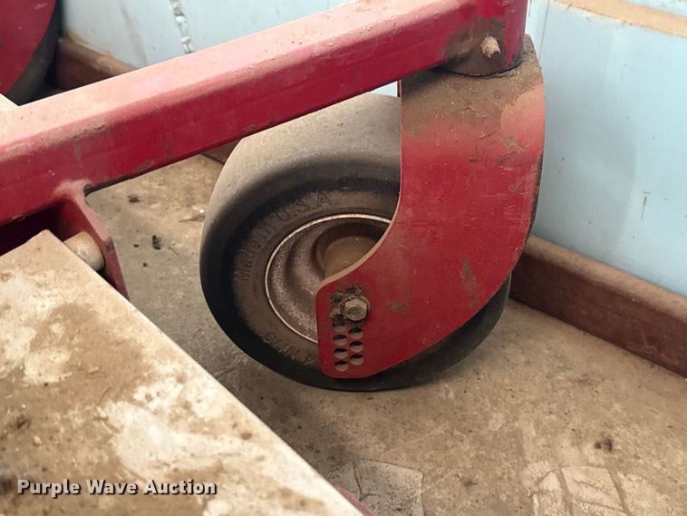 image for item ET6072 Ventrac MJ840 mower deck