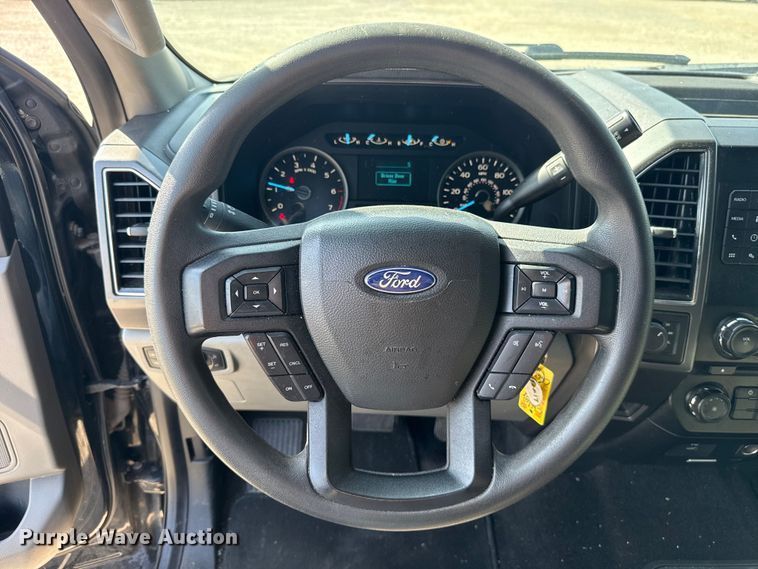 image for item ET6075 2018 Ford F150 Crew Cab pickup truck