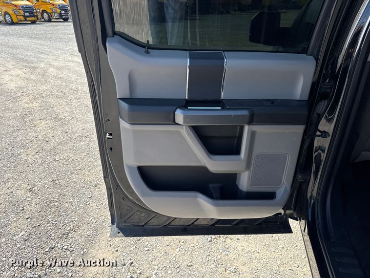 image for item ET6075 2018 Ford F150 Crew Cab pickup truck