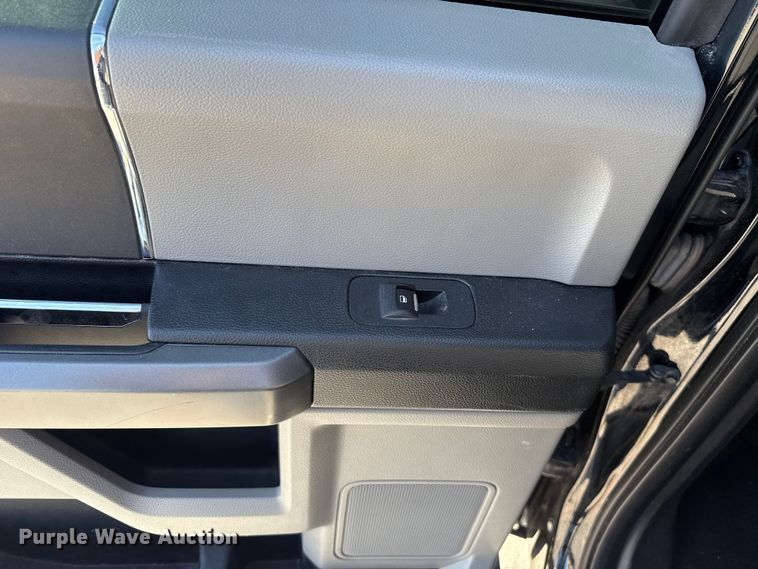 image for item ET6075 2018 Ford F150 Crew Cab pickup truck