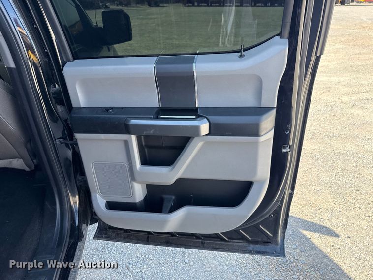 image for item ET6075 2018 Ford F150 Crew Cab pickup truck
