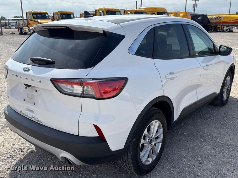 image for item ET6076 2022 Ford Escape SUV