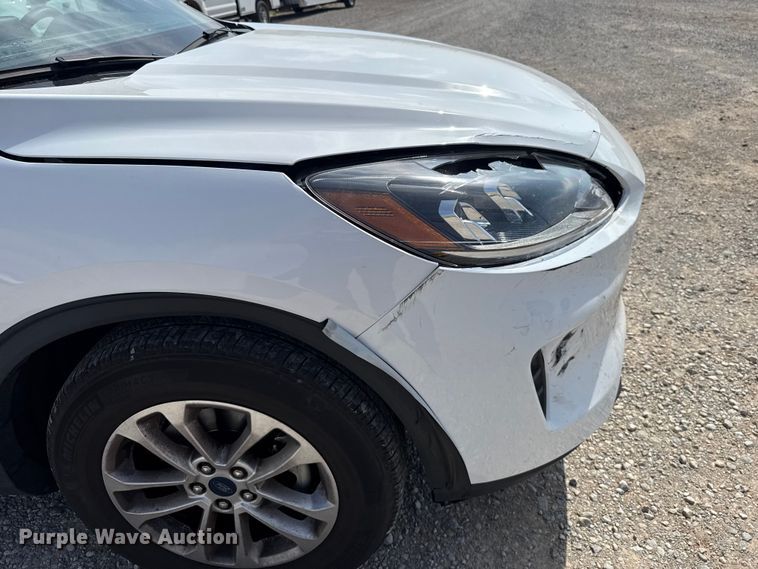 image for item ET6076 2022 Ford Escape SUV
