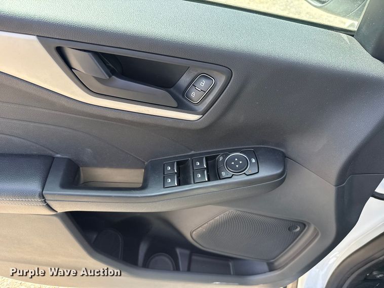 image for item ET6076 2022 Ford Escape SUV