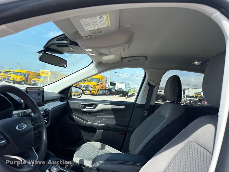 image for item ET6076 2022 Ford Escape SUV
