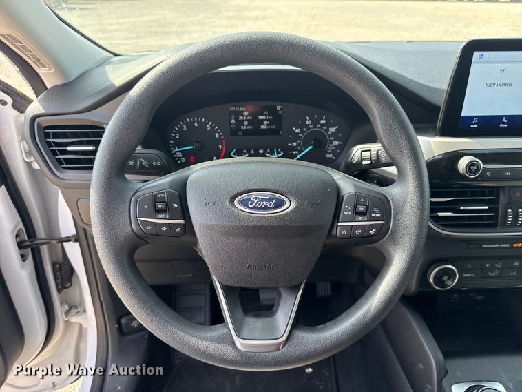 image for item ET6076 2022 Ford Escape SUV