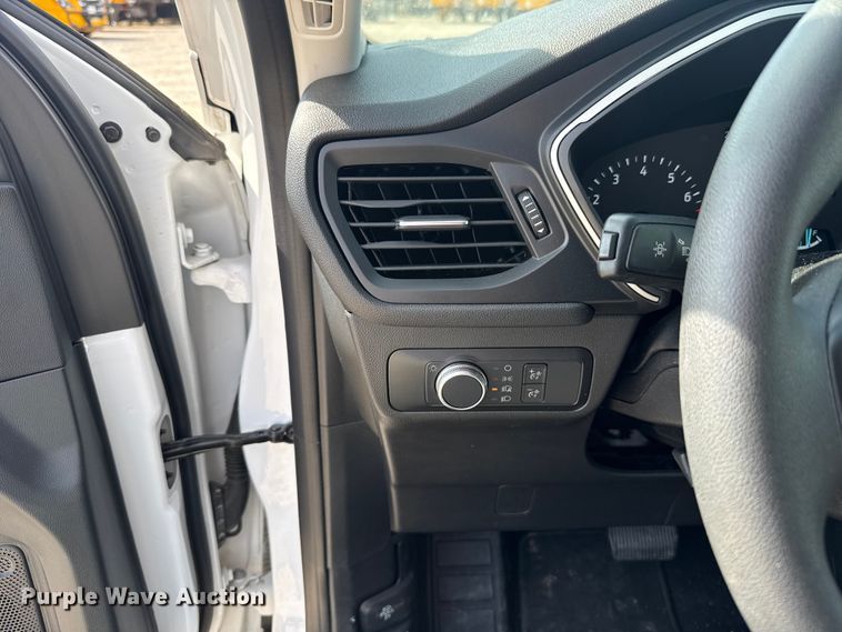 image for item ET6076 2022 Ford Escape SUV