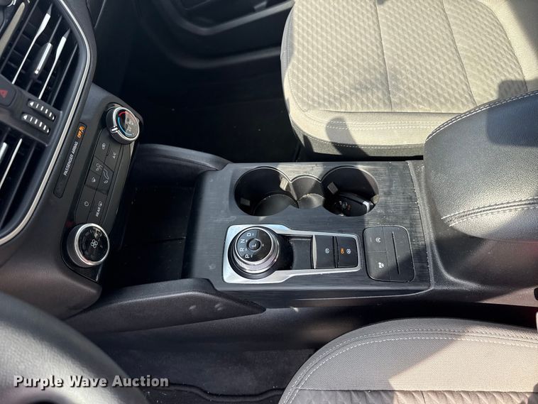 image for item ET6076 2022 Ford Escape SUV