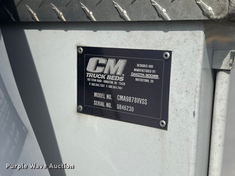image for item ET6077 2021 Ford F250  utility bed pickup truck
