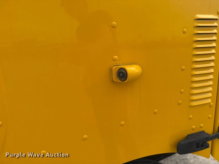 image for item ET6078 2021 Ford F59 delivery van