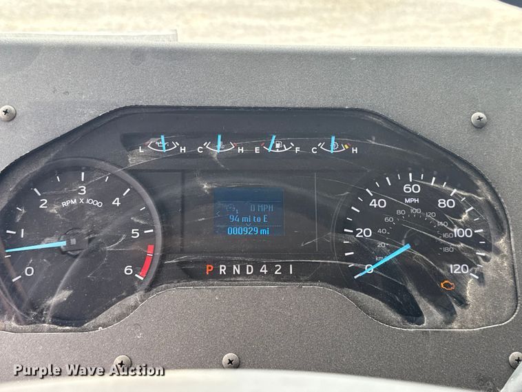 image for item ET6078 2021 Ford F59 delivery van