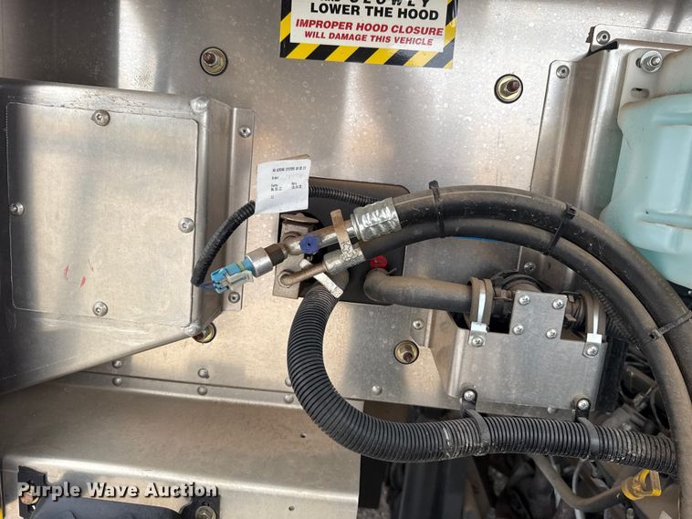 image for item ET6078 2021 Ford F59 delivery van