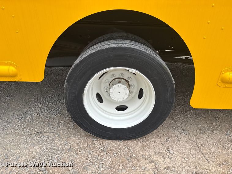 image for item ET6078 2021 Ford F59 delivery van