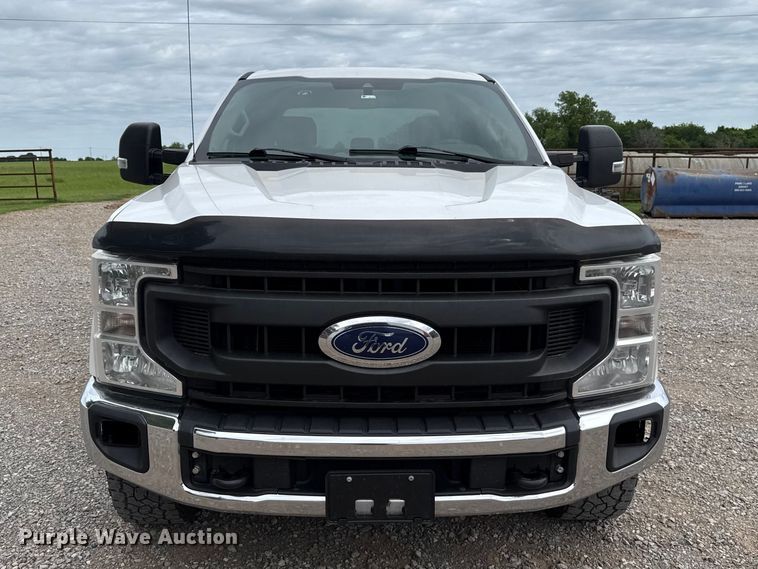 image for item ET6098 2020 Ford F250 Super Duty Crew Cab pickup truck