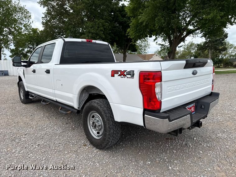 image for item ET6098 2020 Ford F250 Super Duty Crew Cab pickup truck