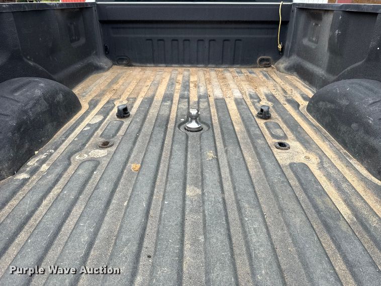 image for item ET6098 2020 Ford F250 Super Duty Crew Cab pickup truck